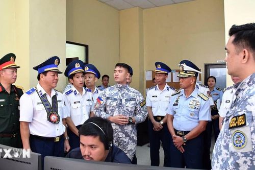 Lực lượng thực thi pháp luật trên biển Việt Nam-Philippines củng cố quan hệ