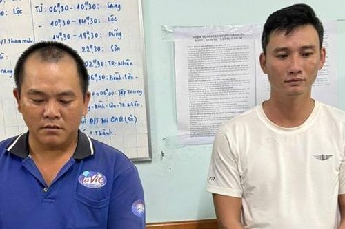 Bắt 2 đối tượng 'phù phép' nước máy thành nước tinh khiết mang nhãn hiệu nổi tiếng