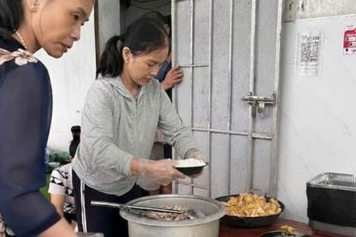 Hội LHPN Thái Nguyên kích hoạt 'hậu cần tại chỗ', hỗ trợ người dân khắc phục hậu quả bão lũ