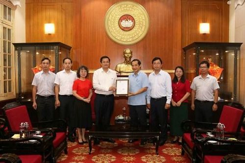 Bộ Tài chính ủng hộ 3,9 tỷ đồng gửi tới đồng bào các tỉnh, thành phố khắc phục hậu quả bão số 10