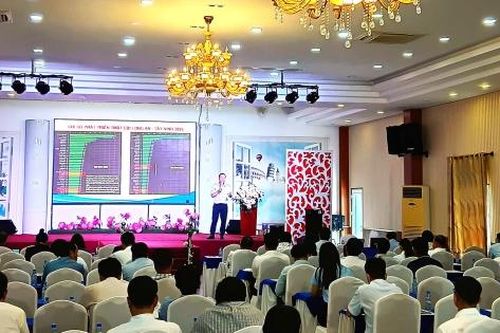 Ứng dụng AI, thúc đẩy kinh doanh trên nền tảng số tại địa phương