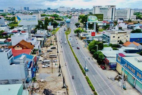 Đẩy nhanh tiến độ bồi thường, giải phóng mặt bằng các dự án mở rộng tuyến đường huyết mạch ở TP HCM