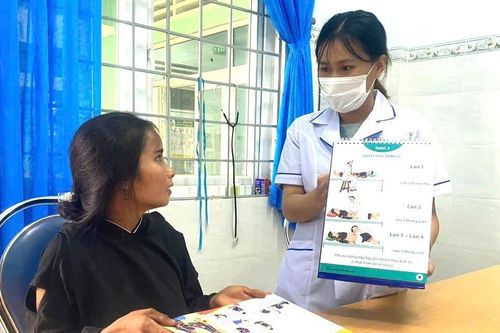 Làm mẹ an toàn, chăm sóc sau sinh toàn diện