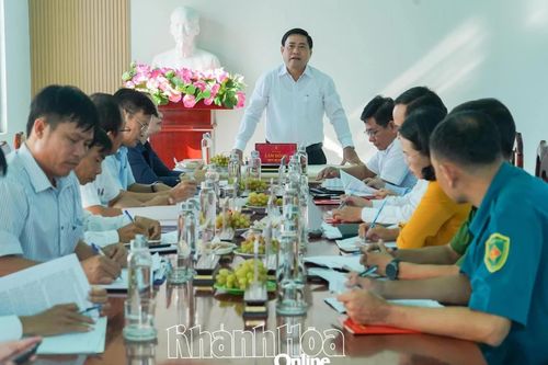 Phó Bí thư Tỉnh ủy Lâm Đông làm việc với Đảng ủy xã Ninh Hải