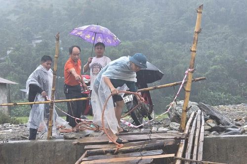 Xã Trịnh Tường chủ động ứng phó với mưa lũ, bảo đảm an toàn cho người dân