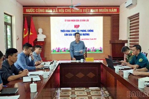 Bản Lầu chủ động ứng phó với mưa lũ