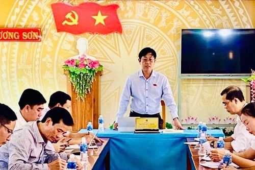 Lương Sơn cần rà soát, bố trí vị trí việc làm phù hợp