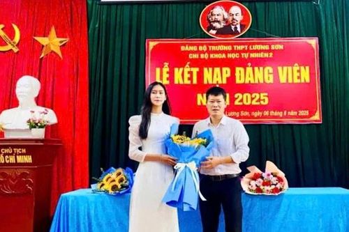 Phát triển Đảng trong trường học - từ thực tiễn Lương Sơn