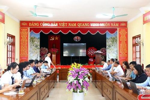 Kiểm tra công tác cải cách hành chính tại xã Phiêng Khoài