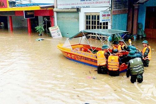 Thường trực Tỉnh ủy Thái Nguyên chỉ đạo tập trung ứng phó, khắc phục hậu quả bão số 11