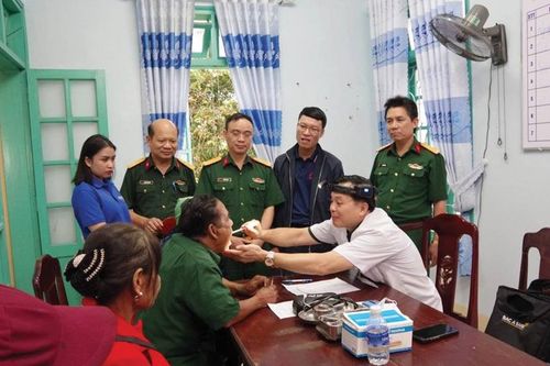 Nghĩa tình quân dân vùng biên
