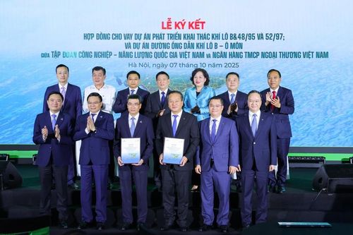 Petrovietnam và Vietcombank ký kết hợp đồng tín dụng cho Chuỗi dự án khí điện Lô B - Ô Môn