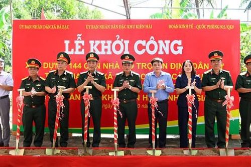 Quân khu 9 khởi công xây dựng 144 căn nhà hỗ trợ ổn định dân cư, người có công