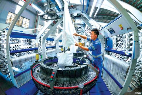 Thị trường lao động khởi sắc