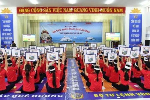 Sôi nổi tranh tài trong cuộc thi 'Em yêu biển đảo quê hương' tại Cần Thơ