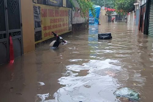 Hà Nội còn mưa lớn hết trưa nay, chiều tối mưa giảm