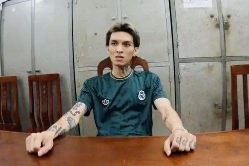 Khởi tố rapper Bình 'Gold' về tội 'cướp tài sản'