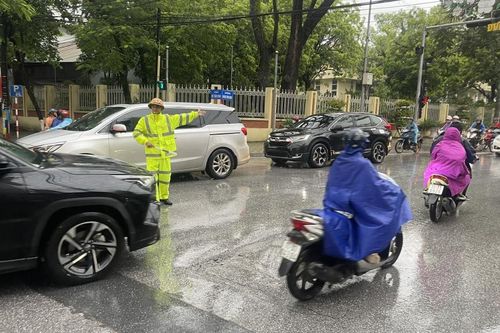 Cảnh báo tình hình sạt lở, ngập úng gây tắc đường trên địa bàn tỉnh