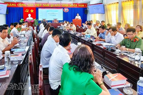 Gần 2.000 cán bộ tham dự hội nghị triển khai văn bản pháp luật đợt II/2025