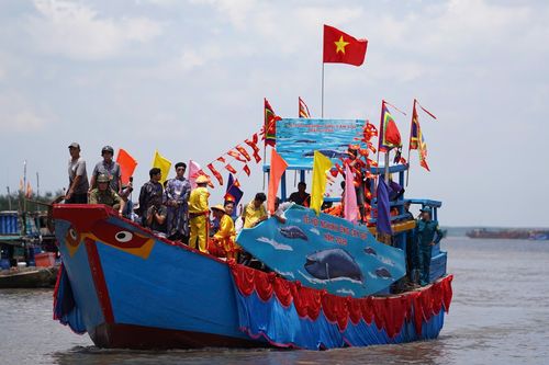 Đặc sắc Lễ rước Nghinh Ông trên biển Cần Giờ