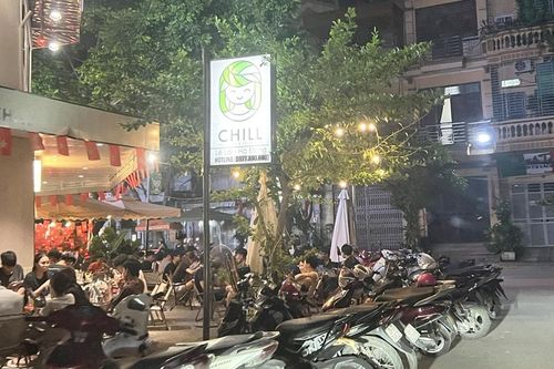 Giành lại vỉa hè cho người đi bộ: Không thể chậm trễ!Bài cuối: Trả lại chức năng vốn có cho vỉa hè!