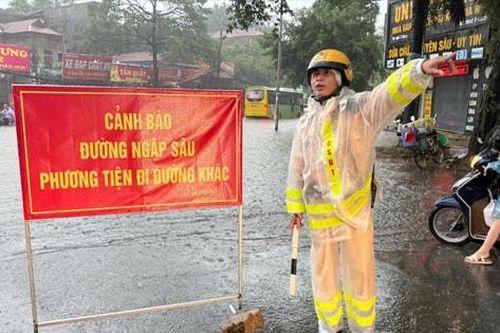 Cảnh giác chiêu trò lợi dụng bão lũ để phá hoại