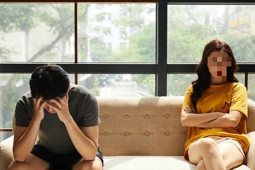Bất ngờ được chồng đưa 200 triệu, tôi cay đắng khi biết nguồn gốc từ đâu ra