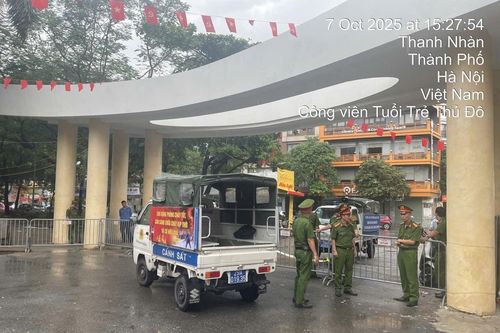 Dẹp bỏ bãi xe trái phép tại khu vực công viên Võ Thị Sáu