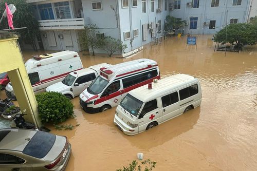 Trung tâm y tế ở Lạng Sơn bị cô lập vì lũ, bác sĩ khẩn thiết 'cầu cứu'
