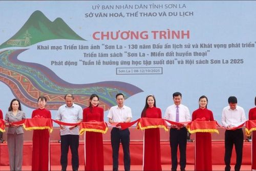 Triển lãm 'Sơn La - 130 năm Dấu ấn lịch sử và Khát vọng phát triển'