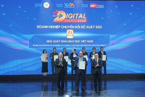 Nhà xuất bản Giáo dục Việt Nam được vinh danh tại Giải thưởng Chuyển đổi số Việt Nam 2025