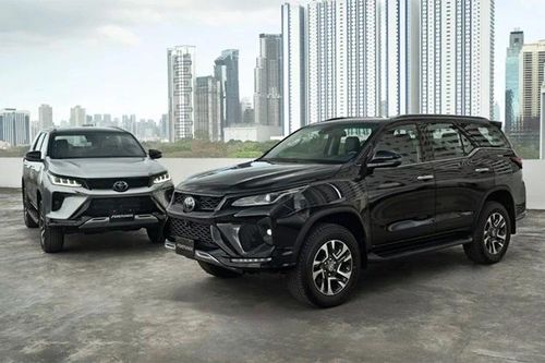Toyota Fortuner thế hệ mới sắp ra mắt được người dùng kỳ vọng gì?