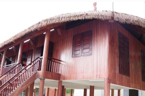 Bộ Quốc phòng khánh thành nhà văn hóa cộng đồng tránh lũ tại Huế