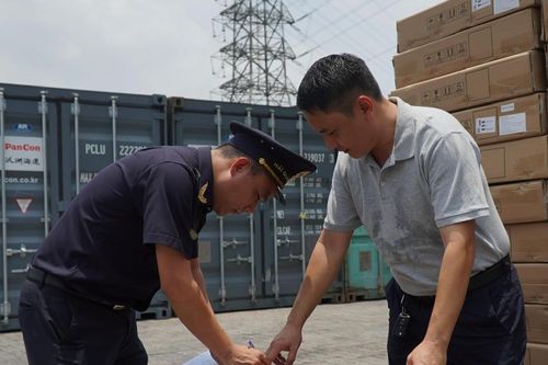 Hải quan - Ngân hàng tiếp tục tăng cường phối hợp phòng, chống buôn lậu, rửa tiền