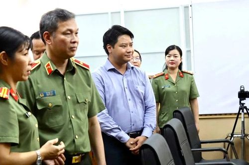 Ra mắt công trình phục vụ nhân dân chào mừng Đại hội đại biểu Đảng bộ TPHCM