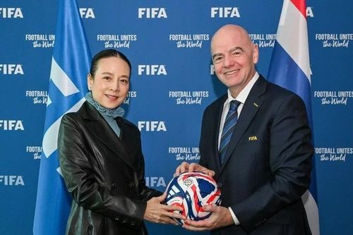 FIFA làm chuyện chưa từng có với Madam Pang