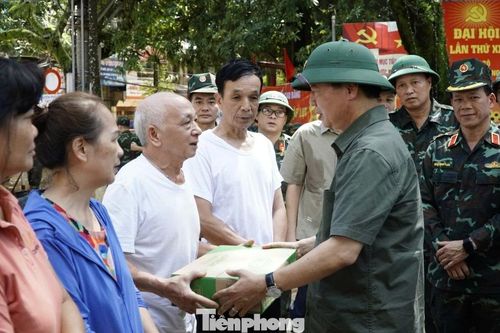 Hai Phó Thủ tướng thị sát, chỉ đạo khắc phục lũ lụt tại Cao Bằng và Lạng Sơn