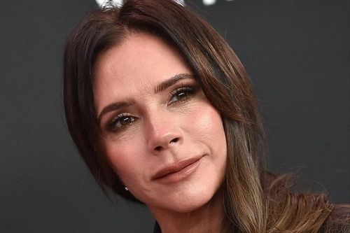Thu nhập khủng của Victoria Beckham