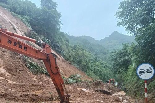 Sạt lở khắp khu vực miền núi phía Bắc