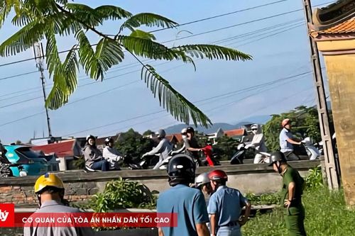 Khống chế đối tượng ngáo đá tấn công người thân