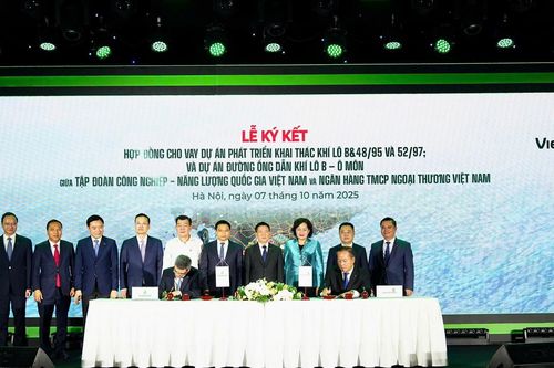 Ký hợp đồng tín dụng hơn 1 tỷ USD cho chuỗi dự án khí điện Lô B-Ô Môn