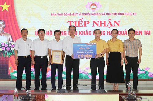 Petrolimex ủng hộ hơn 2 tỷ đồng giúp đồng bào Nghệ An khắc phục hậu quả bão số 10 (Bualoi)