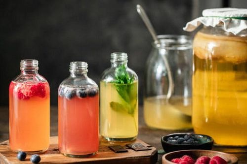 Sự thật về những lợi ích sức khỏe của trà lên men kombucha