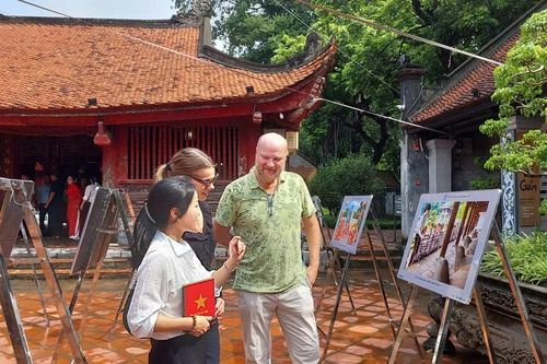 Ngắm 'Hà Nội trong Kỷ nguyên vươn mình' qua 80 bức ảnh sinh động