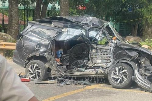 Khởi tố tài xế xe đầu kéo gây tai nạn làm 4 người thương vong ở Quảng Trị