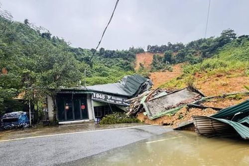 Mưa lớn gây sạt lở nhiều nơi ở Lào Cai