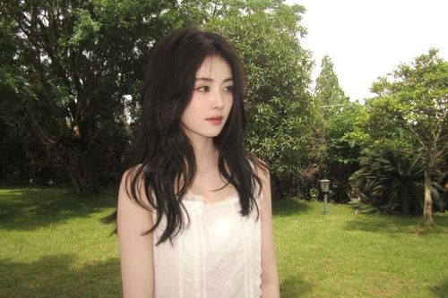 Phát ngôn gây sốc tiết lộ tính cách thật của Bạch Lộc, cư dân mạng dậy sóng