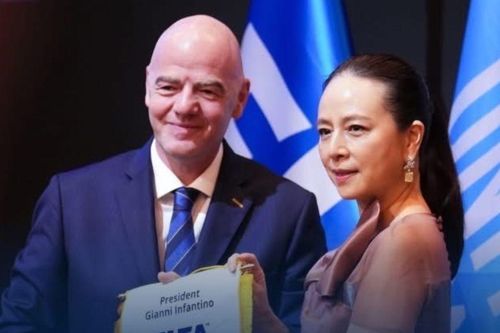 Giữa lúc tuyển Malaysia run rẩy, Madam Pang bất ngờ làm sếp to ở FIFA