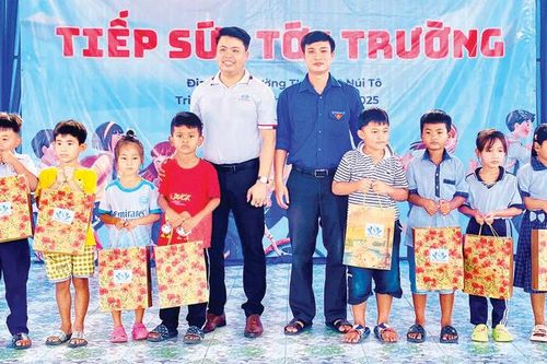 Phát huy vai trò Mặt trận Tổ quốc ở miền núi Tri Tôn