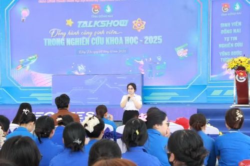 Đồng hành cùng sinh viên trong nghiên cứu khoa học